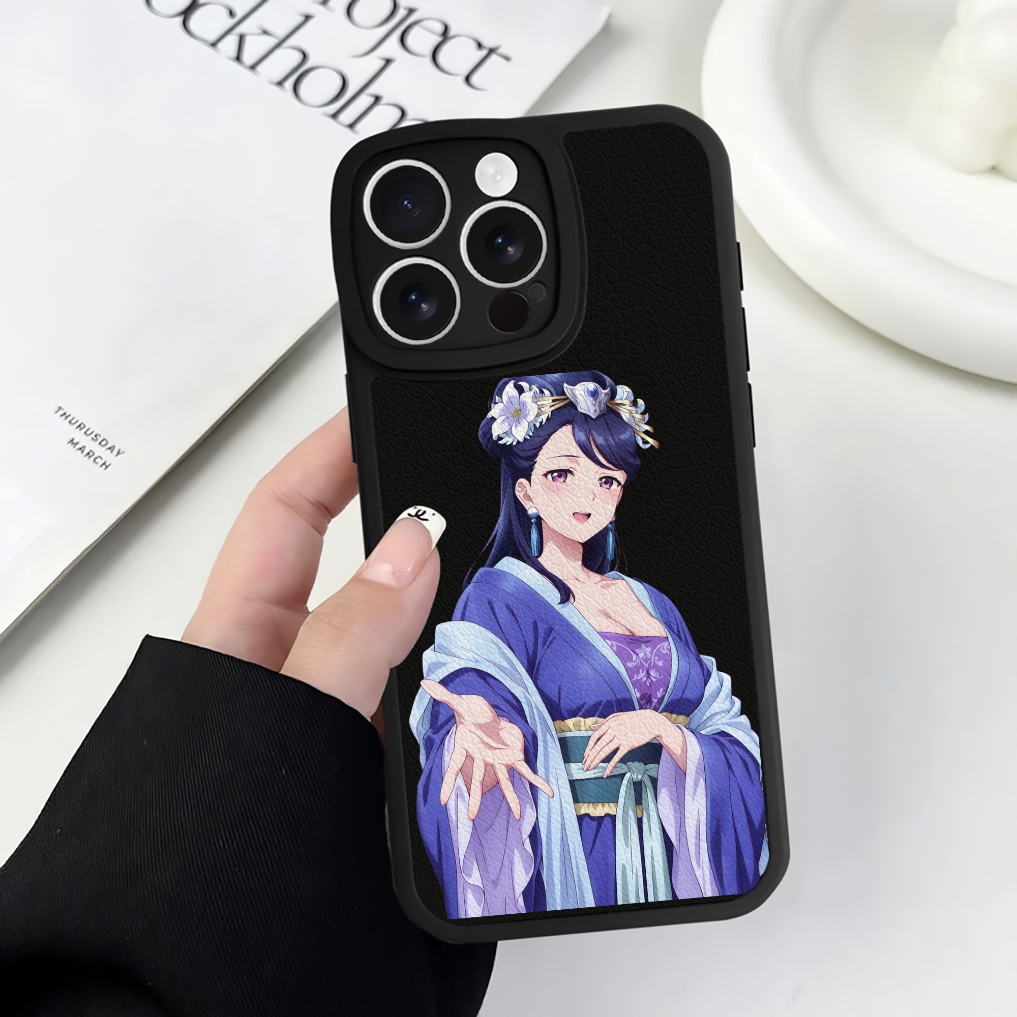 薬屋のひとりごと The Apothecary Diaries 【iPhone 16シリーズ対応】シリコンスマホケース（レザー調） 材質：シリコン